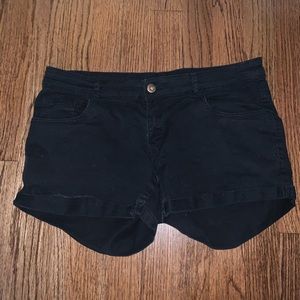 Black Jean H&M shorts